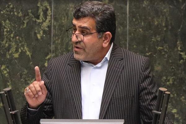 سفرهای مشکوک برخی مدیران؛ دستگاههای امنیتی ورود کنند سفرهای مشکوک برخی مدیران؛ دستگاههای امنیتی ورود کنند