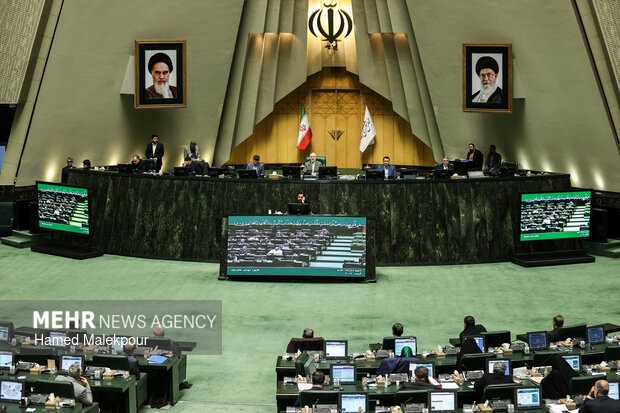 شروط برگزاری اجتماع و راهپیمایی تعیین شد شروط برگزاری اجتماع و راهپیمایی تعیین شد