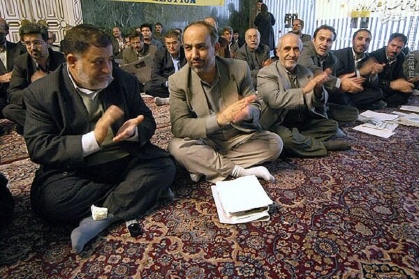 شکوری رادها و دادخواستی۲۶ ساله؛ وقتی اتهام جای سند مینشیند شکوری رادها و دادخواستی۲۶ ساله؛ وقتی اتهام جای سند مینشیند