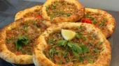 طرز تهیه پیتزا ترکی خوشمزه و پر ملات با روش خانگی طرز تهیه پیتزا ترکی خوشمزه و پر ملات با روش خانگی