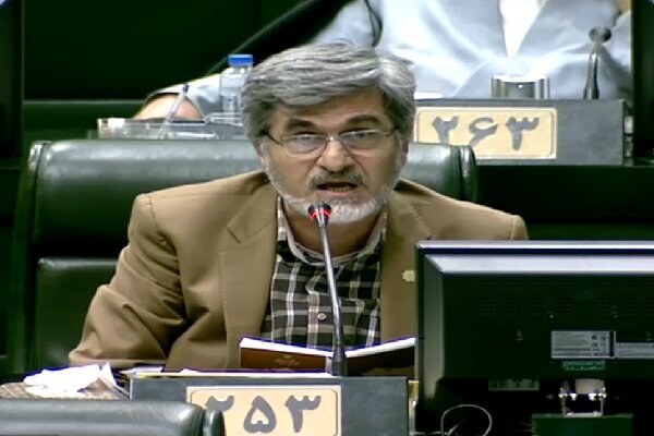 کوچکزاده خواستار برخورد با سایت جماران شد کوچکزاده خواستار برخورد با سایت جماران شد