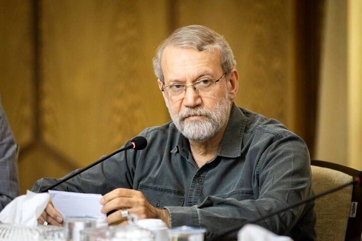 اخطار علی لاریجانی در مورد تنگه هرمز در پی ادعای رئیس جمهور فرانسه اخطار علی لاریجانی در مورد تنگه هرمز در پی ادعای رئیس جمهور فرانسه