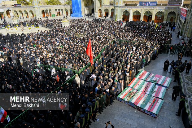 جعفریان: بیش از ۱.۲۵۵ نفر شهید شدهاند جعفریان: بیش از ۱.۲۵۵ نفر شهید شدهاند