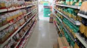 کالاهای اساسی به‌وفور در بازار موجود است