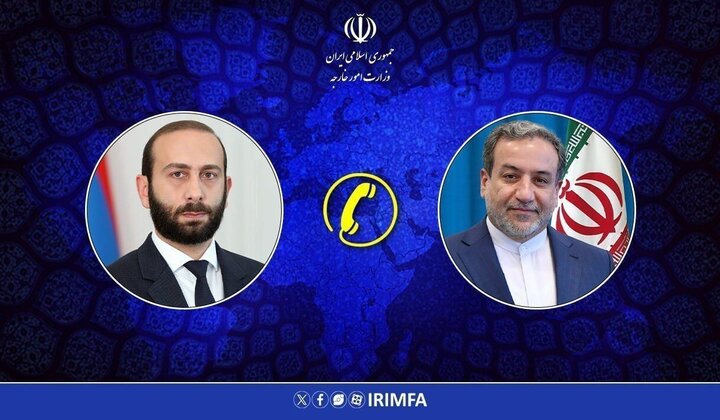 گفتگوی تلفنی عراقچی و وزیر خارجه ارمنستان گفتگوی تلفنی عراقچی و وزیر خارجه ارمنستان