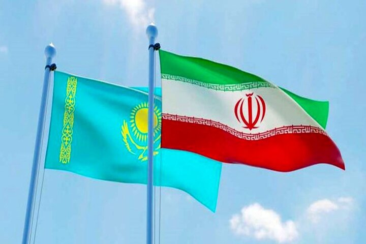 گفتگوی تلفنی وزرای امور خارجه ایران و قزاقستان