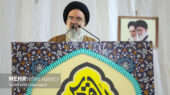 آیت الله خاتمی: حتی به لبخند دشمن باید مشکوک بود
