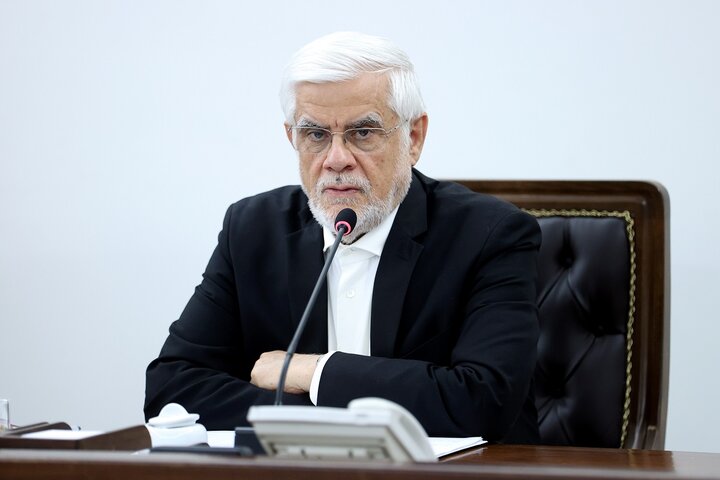 عارف: امنیت تنگه هرمز بهایی دارد عارف: امنیت تنگه هرمز بهایی دارد