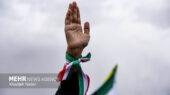 ۱۲ ساعت حماسه در خیابان کشور دوست؛ غم و اندوه ملت برای پدر ۱۲ ساعت حماسه در خیابان کشور دوست؛ غم و اندوه ملت برای پدر