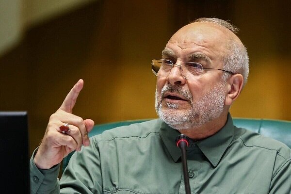 قالیباف: مقاومت ۷۰ روزه ملت ایران تحول جهانی را شتاب بخشید قالیباف: مقاومت ۷۰ روزه ملت ایران تحول جهانی را شتاب بخشید