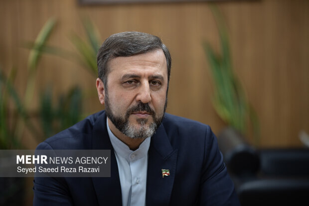 ایران به راهبرد خود برای اعمال حقوق حاکمیتی بر تنگه هرمز ادامه می‌دهد