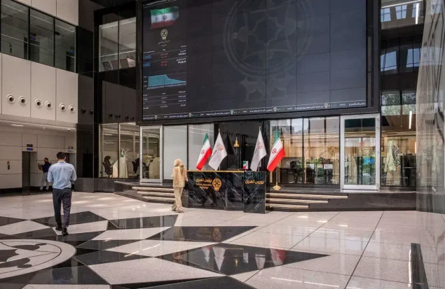 بورس تهران در مسیر رکوردشکنی / ارزش معاملات به ۵۴ همت رسید بورس تهران در مسیر رکوردشکنی / ارزش معاملات به ۵۴ همت رسید