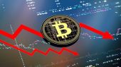 بیت‌کوین از بالاترین سطح تاریخی ۱۲۵,۰۰۰ دلاری خود اصلاح می‌کند: کف قیمت BTC کجا خواهد بود؟