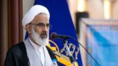 حاجی صادقی: آمادگی کامل داریم و دستها روی ماشهها است حاجی صادقی: آمادگی کامل داریم و دستها روی ماشهها است