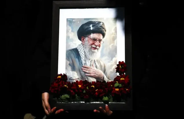 خوابگاههای علوم پزشکی تهران در خدمت دانشجویان مراسم تشییع رهبر انقلاب خوابگاههای علوم پزشکی تهران در خدمت دانشجویان مراسم تشییع رهبر انقلاب