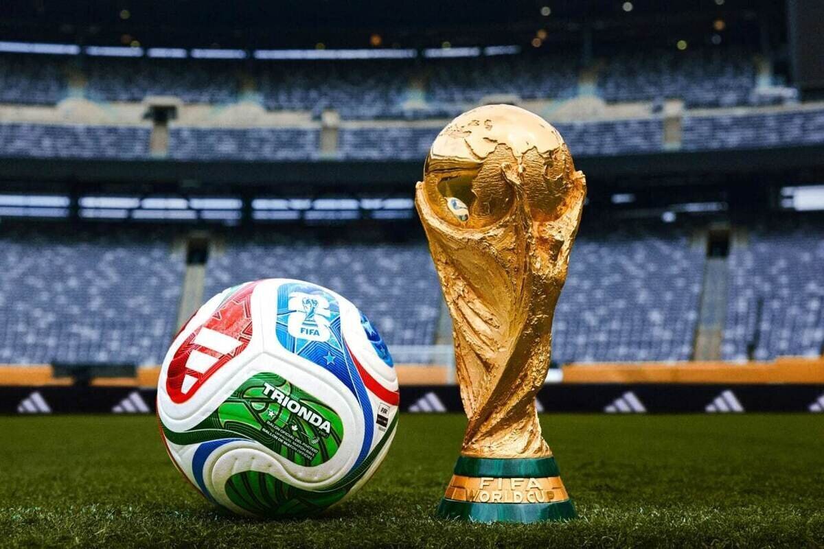 عقبنشینی فیفا از تصمیم جنجالی / ورود بطری آب به ورزشگاههای جام جهانی ۲۰۲۶ آزاد شد عقبنشینی فیفا از تصمیم جنجالی / ورود بطری آب به ورزشگاههای جام جهانی ۲۰۲۶ آزاد شد