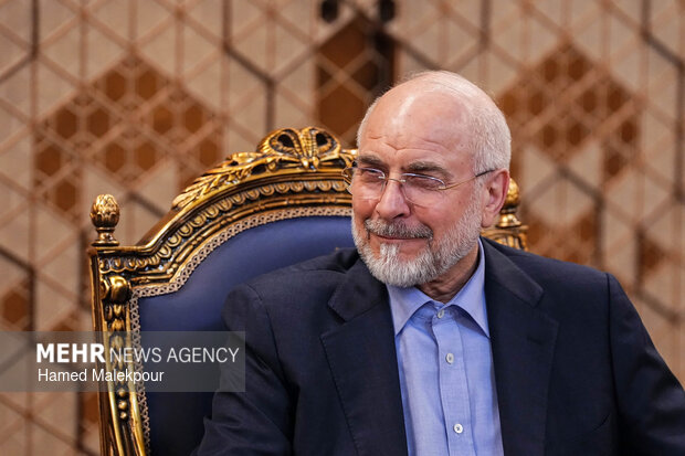 قالیباف: تنگه هرمز توسط ایران اداره خواهد شد