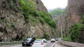 محدودیت ترافیکی در جاده چالوس / مسیر از ساعت ۱۶ یک‌طرفه می‌شود