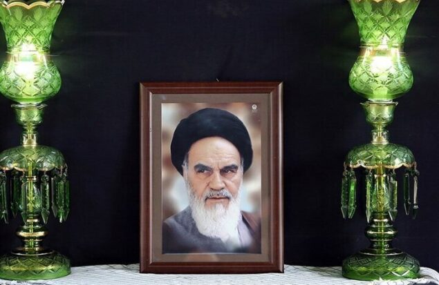 معرفی ویژهبرنامههای تلویزیون در عید غدیر و ارتحال امام خمینی (ره) معرفی ویژهبرنامههای تلویزیون در عید غدیر و ارتحال امام خمینی (ره)
