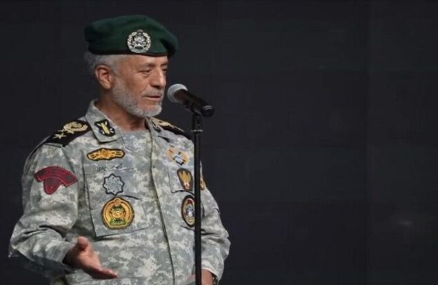 دریادار سیاری: قدرت ایران برای آمریکا غیرقابل هضم است دریادار سیاری: قدرت ایران برای آمریکا غیرقابل هضم است