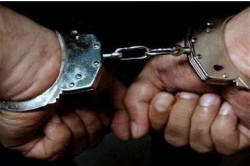 دستگیری کارمند حفاظت شبکه بانکی هنگام خروج از کشور دستگیری کارمند حفاظت شبکه بانکی هنگام خروج از کشور